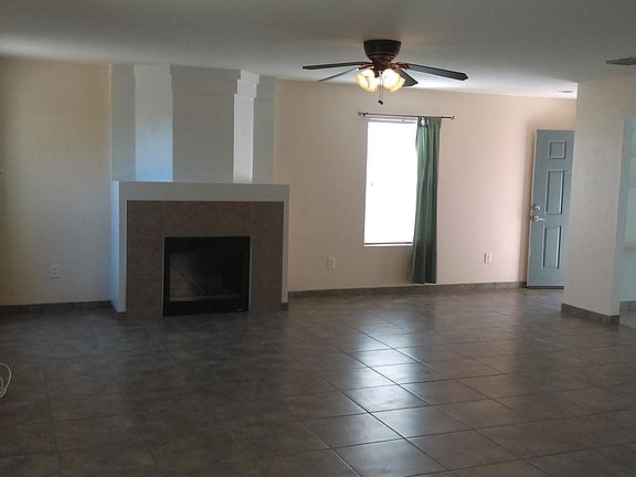 4th image of 1102 W Calle Del Libro Dorado