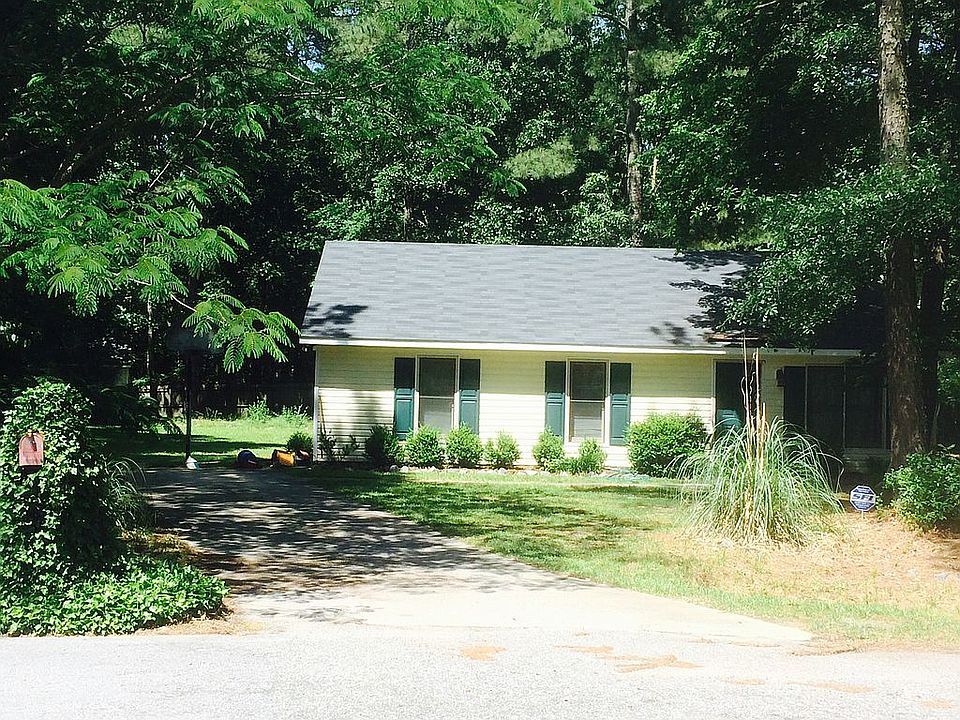 1st image of 2919 Maple Cir
