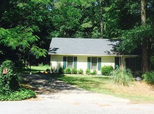 2919 Maple Cir, Grimesland, NC 27837