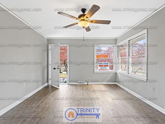 3rd image of 1813 Club Dr #1813
