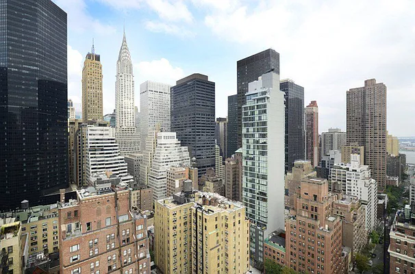 Rented by Carlyle Property Management | media 11