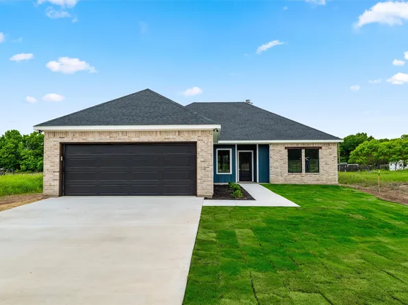 5808 W Virginia Trl, Granbury, TX 76048