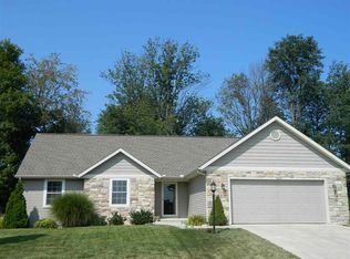 1924 S West Point Dr, Warsaw, IN