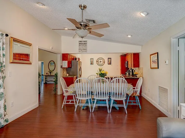 11335 Woodchuck Dr — Photo 7