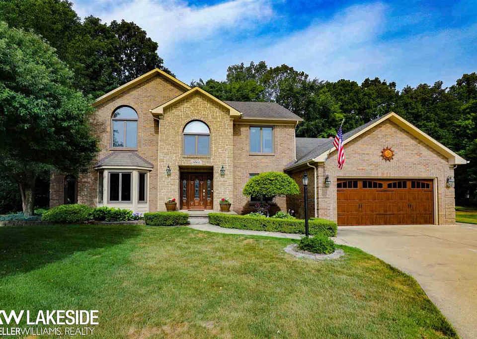 1st image of 8561 S Fernwood Ct