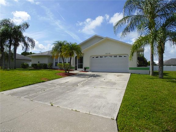 3rd image of 606 SE 19th St