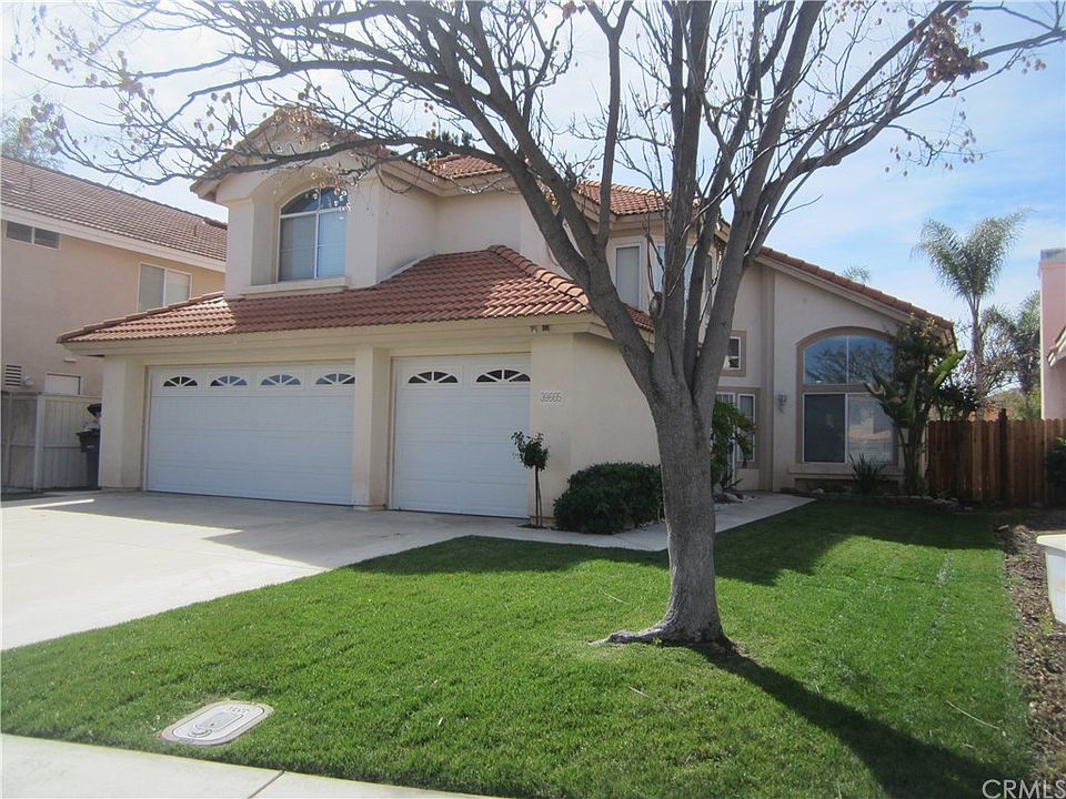 1st image of 39665 Salinas Dr