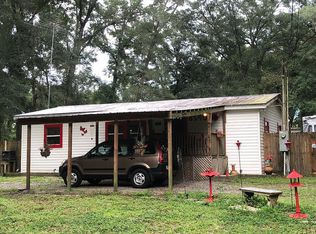 8540 Oliver Rd, Zephyrhills, FL 33540