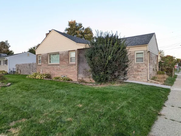 23708 Cushing Ave, Eastpointe, MI 48021