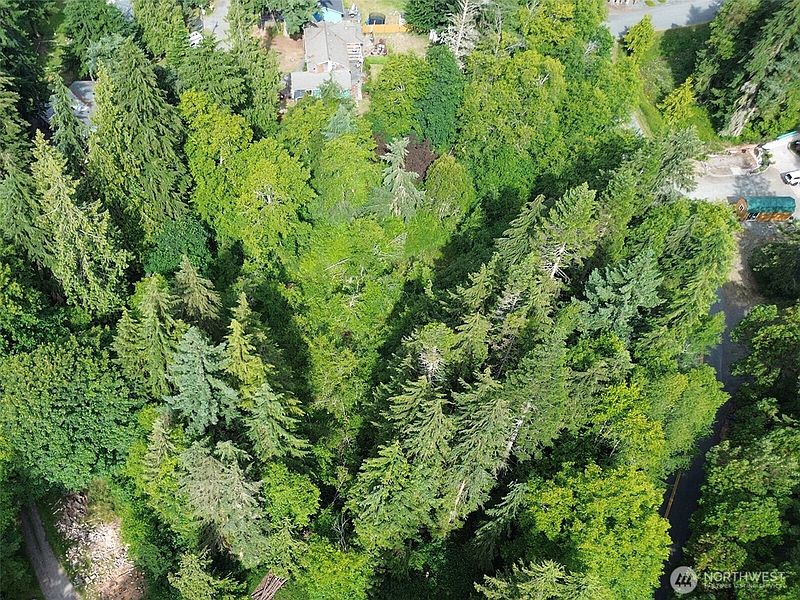 5th image of 999 Largent Lane