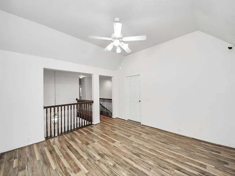 20510 Pioneer Bend Ct — Photo 31