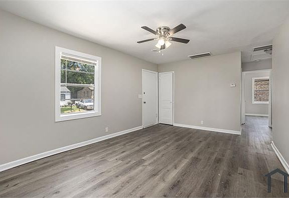 2nd image of 4625 Grasselli Blvd SW