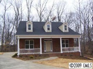 1067 Garibaldi Ridge Ct, Belmont, NC 28012