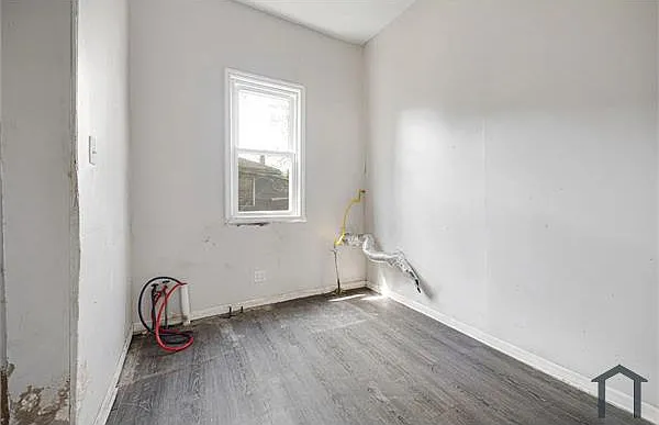 1212 W 96th St — Photo 11
