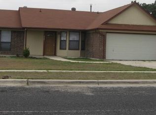 2201 Hidden Hill Dr, Killeen, TX 76543
