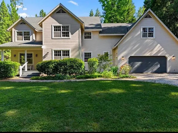 17961 Lazy Dog Rd, Nevada City, CA 95959