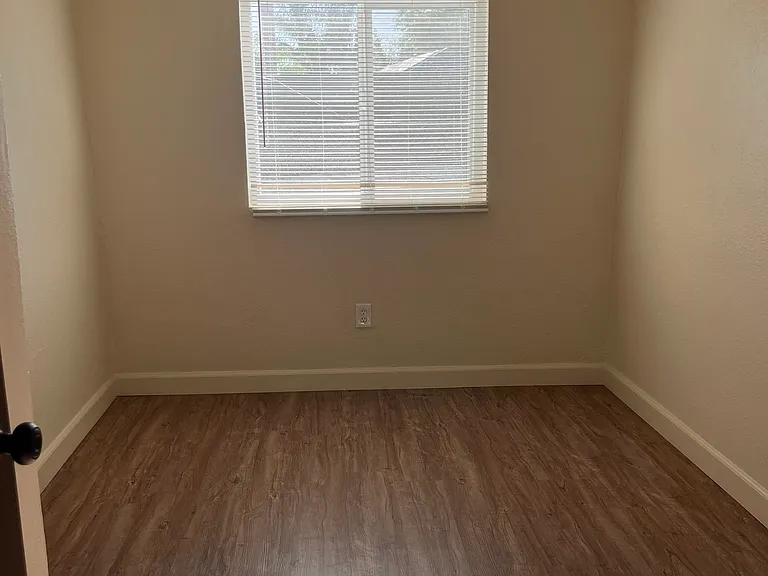 10752 E Chico Ave — Photo 12