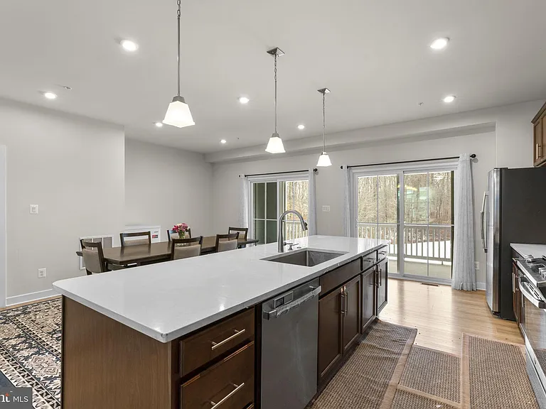 10706 Larkswood St — Photo 13