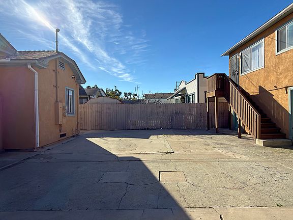 3rd image of 2253 Linden Ave #2255