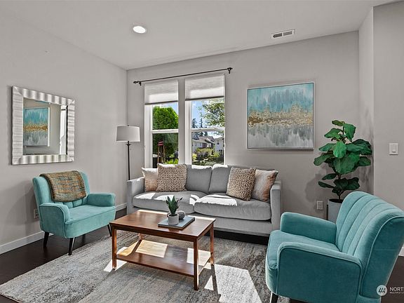5th image of 1385 NE Hickory Lane #29
