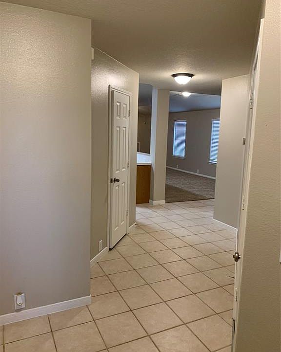 1st image of 11926 S Brenton Knoll Dr