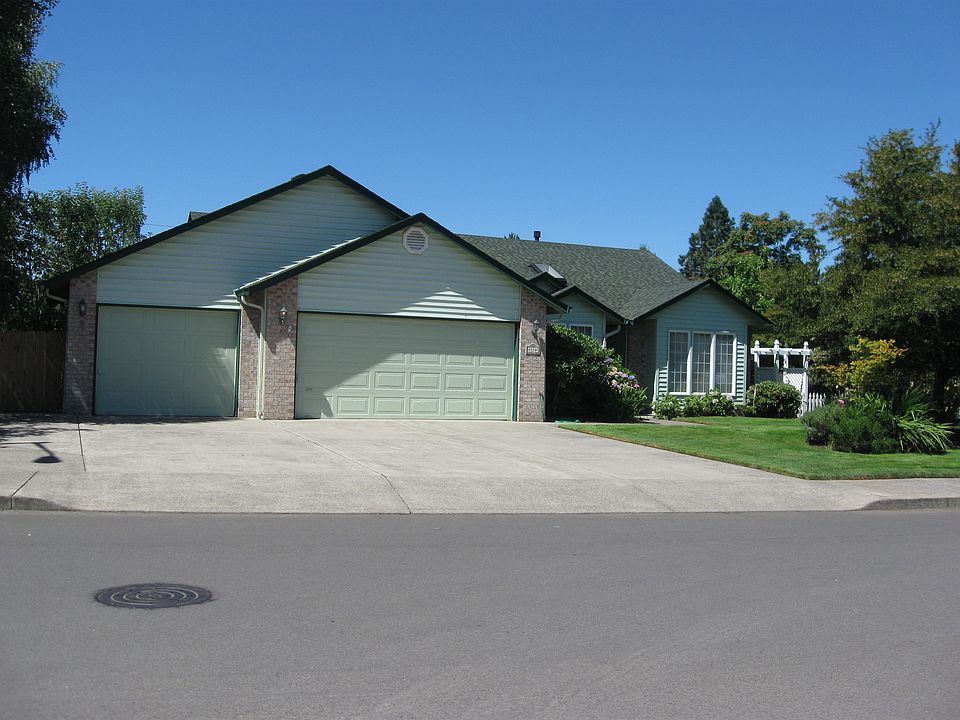 1st image of 514 SE 99th Ct