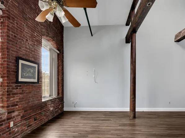 45 Main Street APT 409, Plainfield, CT 06374