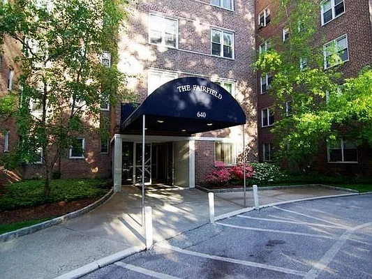 Sold by Exclusive Properties Sotheby's International Realty | media 3