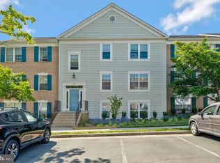 121 Fort Evans Rd SE APT D, Leesburg, VA 20175