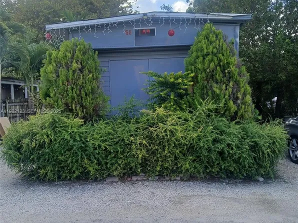 451 SE 8th St, Homestead, FL 33030