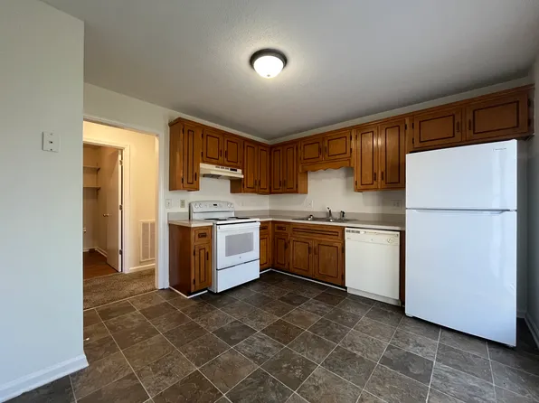 604 Fairfield Dr APT A, Clarksville, TN 37042