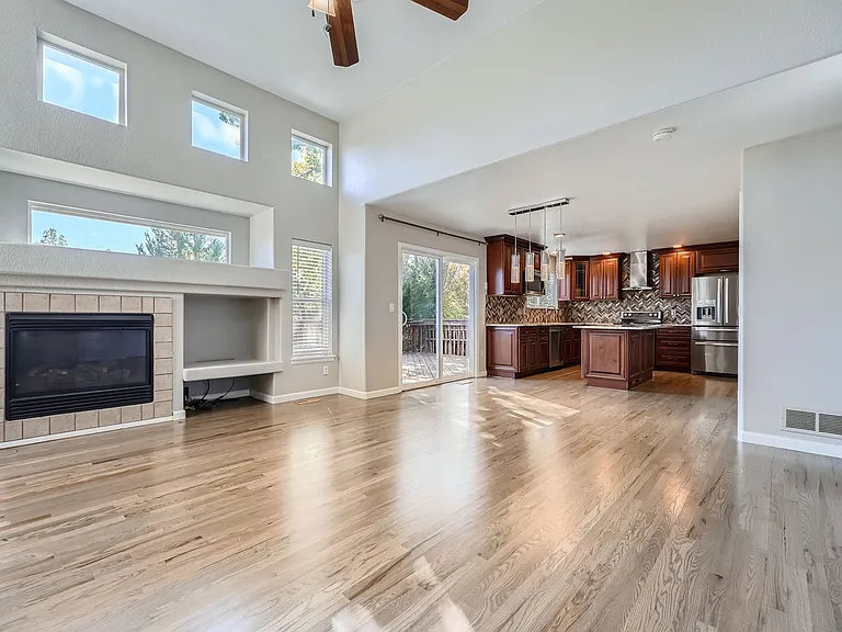 4466 Hunterwood Dr — Photo 4