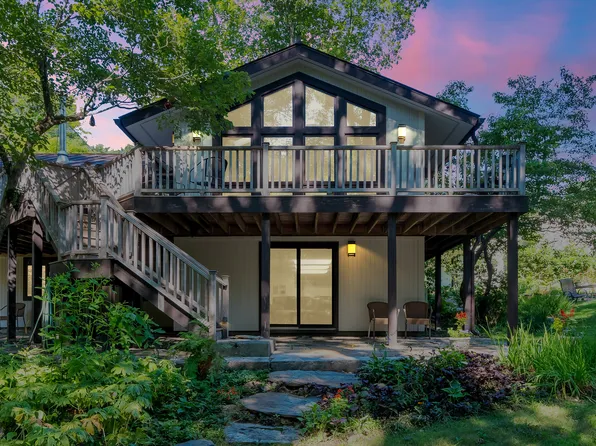 19 Brookside Lane, Mansfield, CT 06250