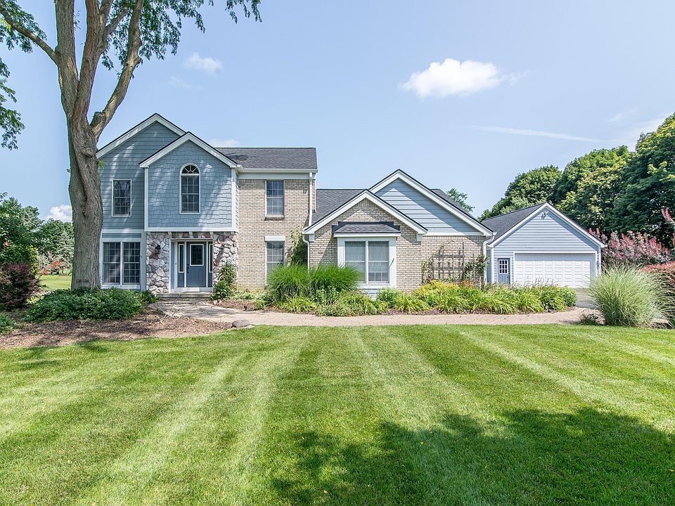 1st image of 214 Winchester Dr