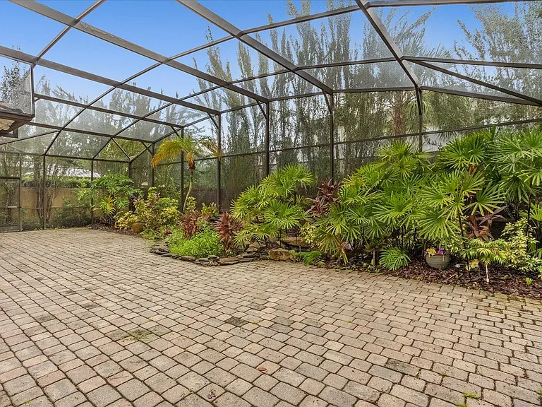 10674 Woodchase Cir — Photo 35