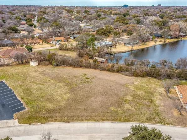 6908 Chickering Rd, Fort Worth, TX 76116