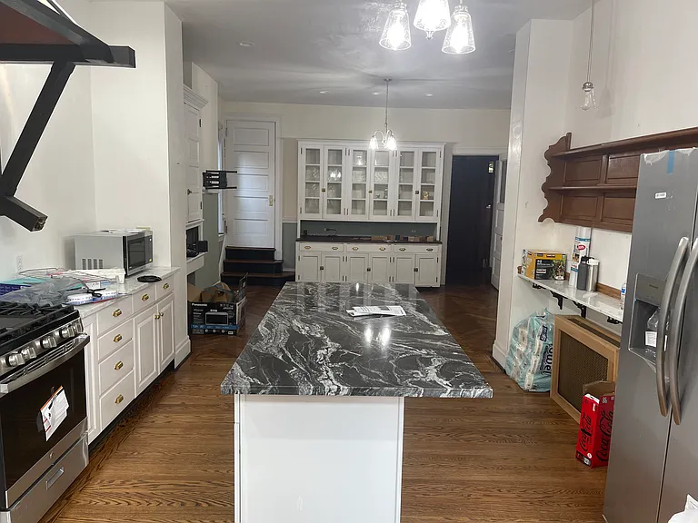 150 Stratford Ave #1 — Photo 20