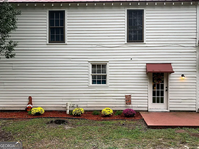 302 E Jefferson St #B — Photo 4