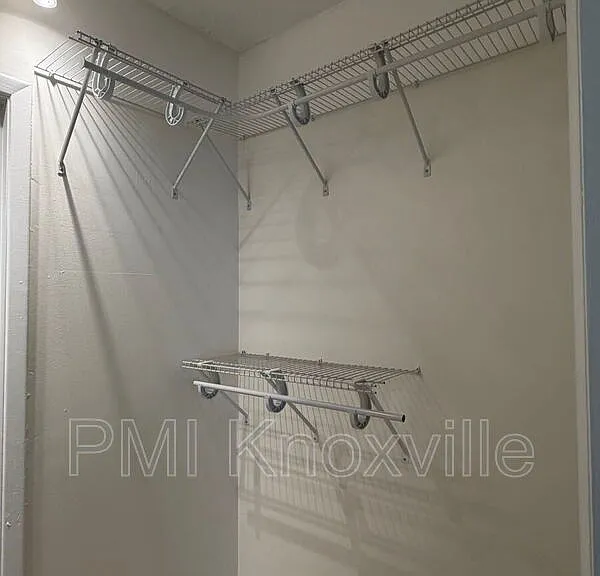 5709 Lyons View Pike #1206 — Photo 16