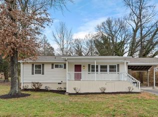 131 Arkansas Ave, Oak Ridge, TN 37830