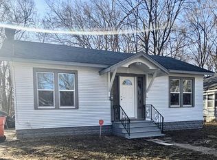 1156 McAllister Ave, Benton Harbor, MI