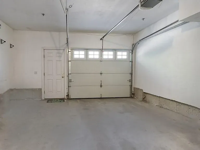 523 Hancock St #5 — Photo 15