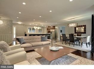 2040 Major Cir, Golden Valley, MN 55422