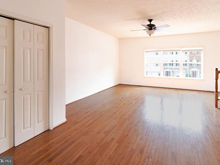 104 Stingray Ct — Photo 11