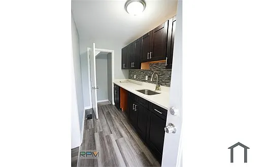 2522 Riggs Ave Photo 1