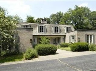 1400 Whites Rd, Kalamazoo, MI 49008