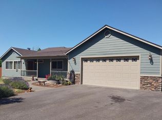 1396 Shady Ln, Grants Pass, OR 97527