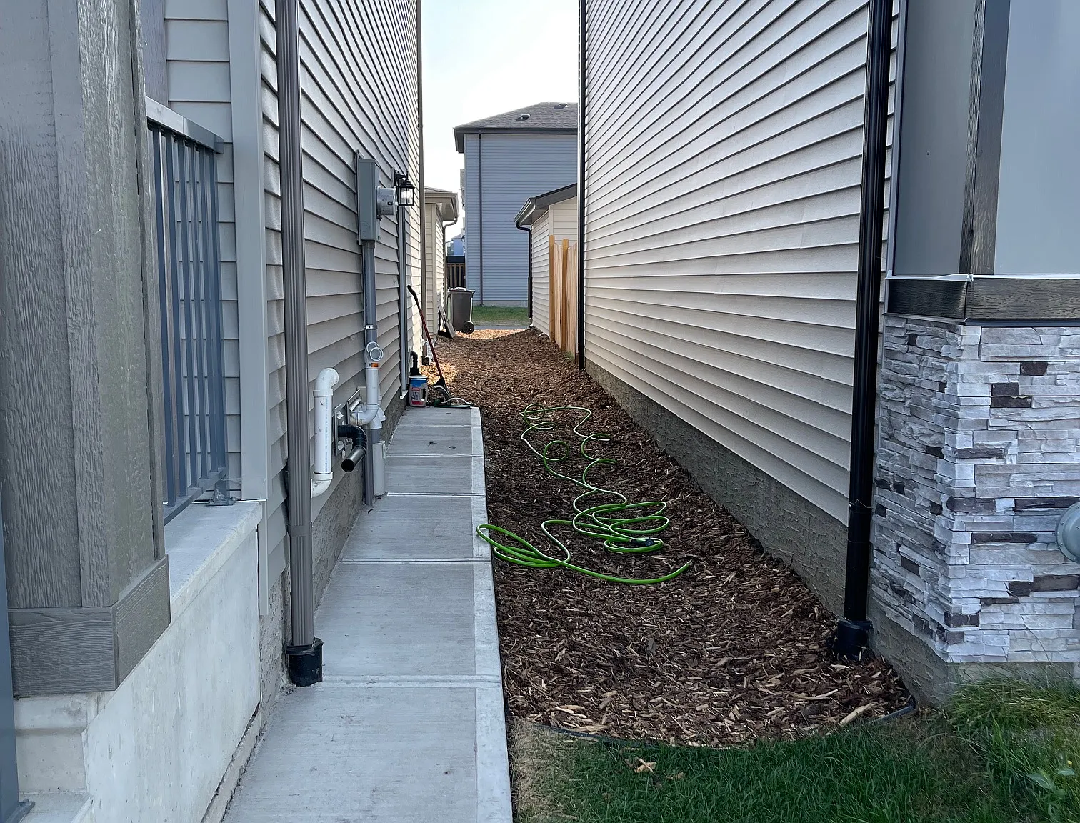 BSMT 124 Bluff Cv, Leduc County, AB — Photo 3