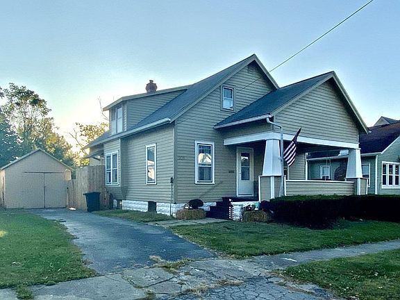 3rd image of 205 N Wright St