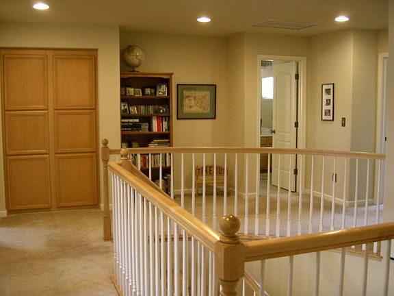 Spacious 2nd Floor Landing